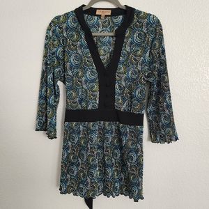 Notations multi-colored pleated v-neck blouse size 1X